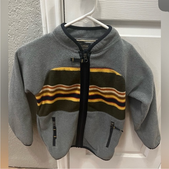 Pendleton  boys jacket size 5-6 - Picture 4 of 5